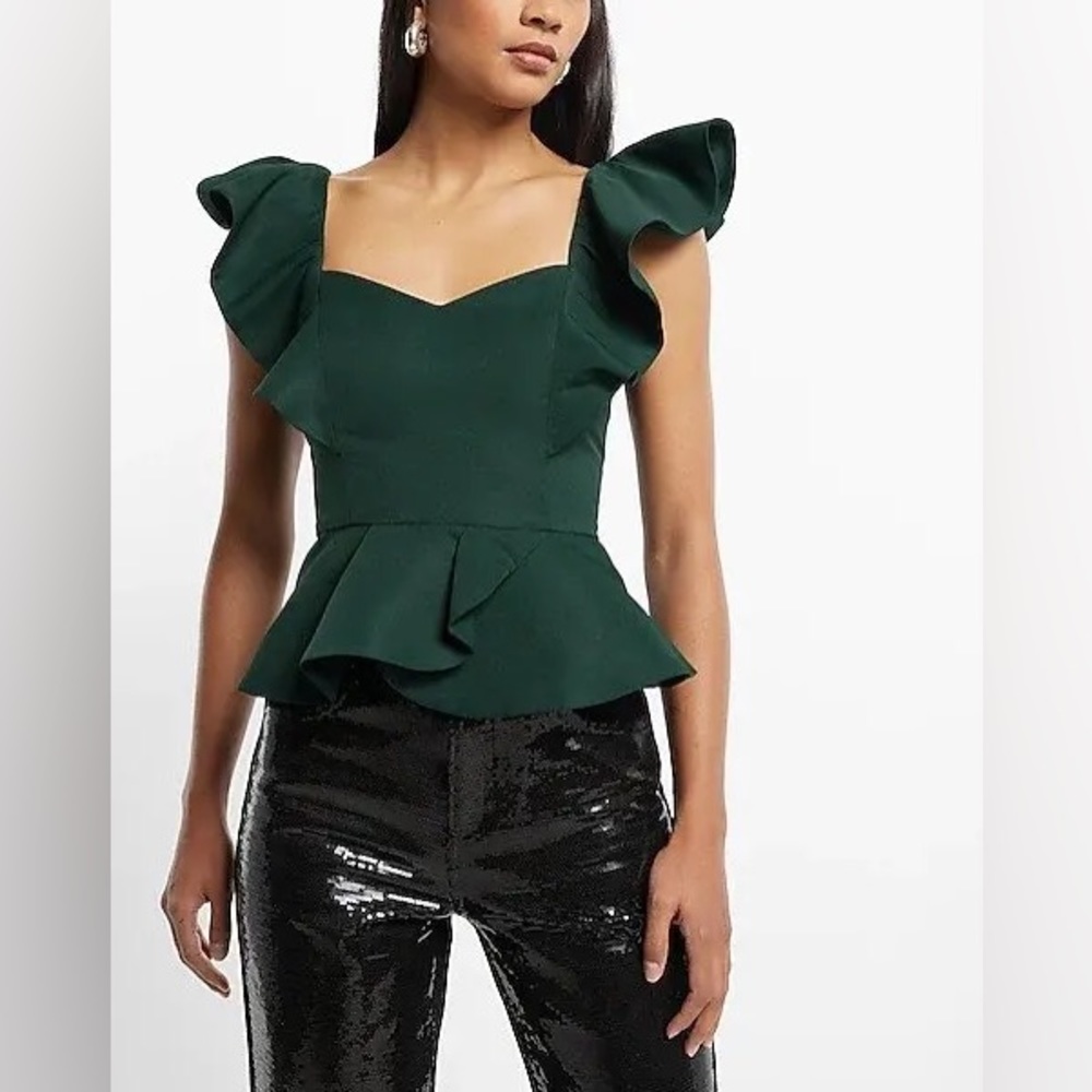 NEW-Sweetheart Neckline Flutter Sleeve Peplum Ruffle Top. XL